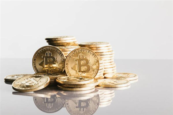 btc价格跌破6万美元(比特币跌破6万美元)